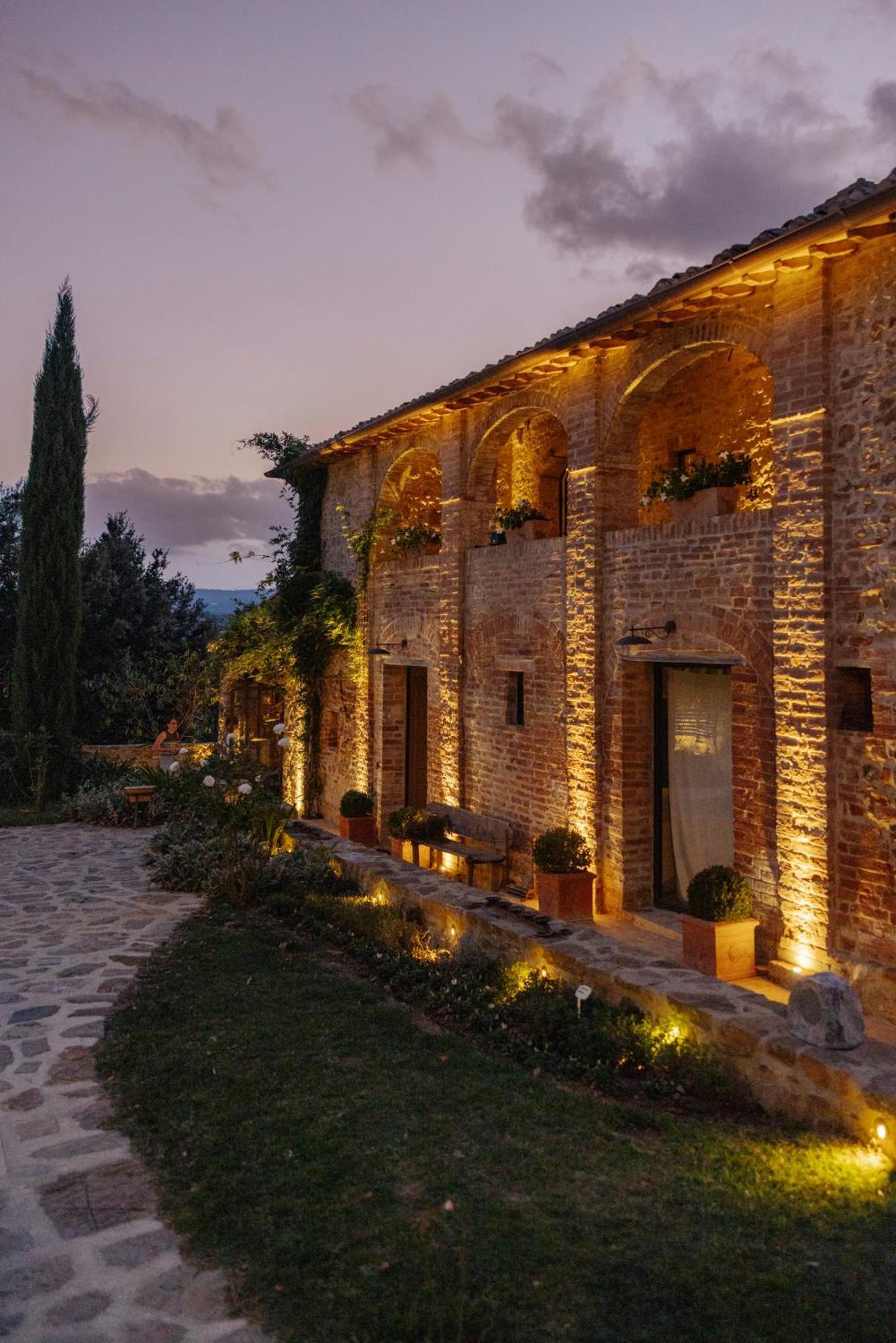 Agriturismo Poggio Il Castellare Montalcino Bagian luar foto
