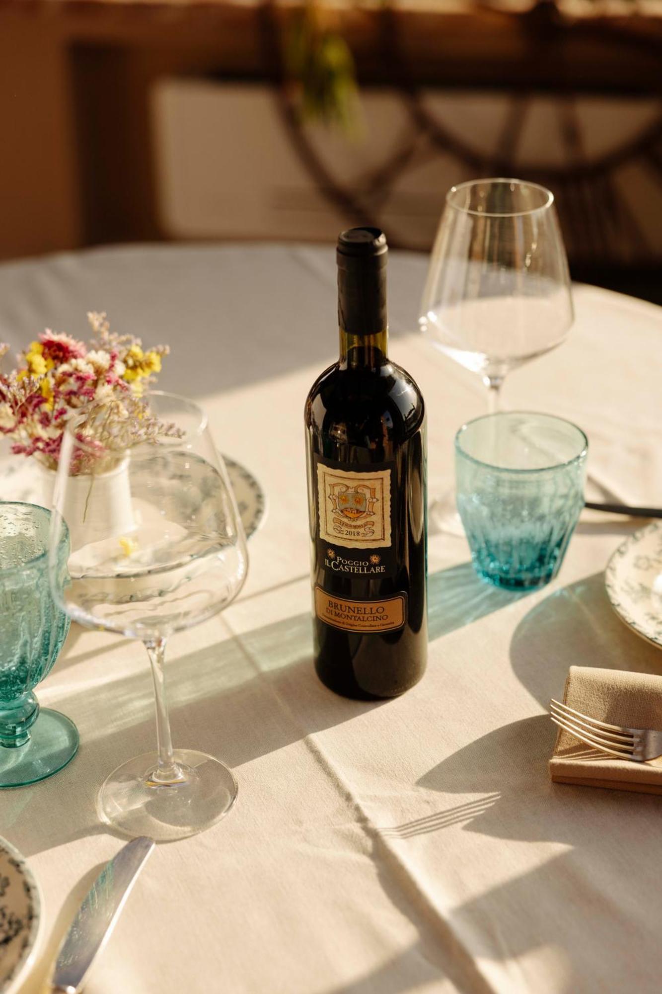 Agriturismo Poggio Il Castellare Montalcino Bagian luar foto