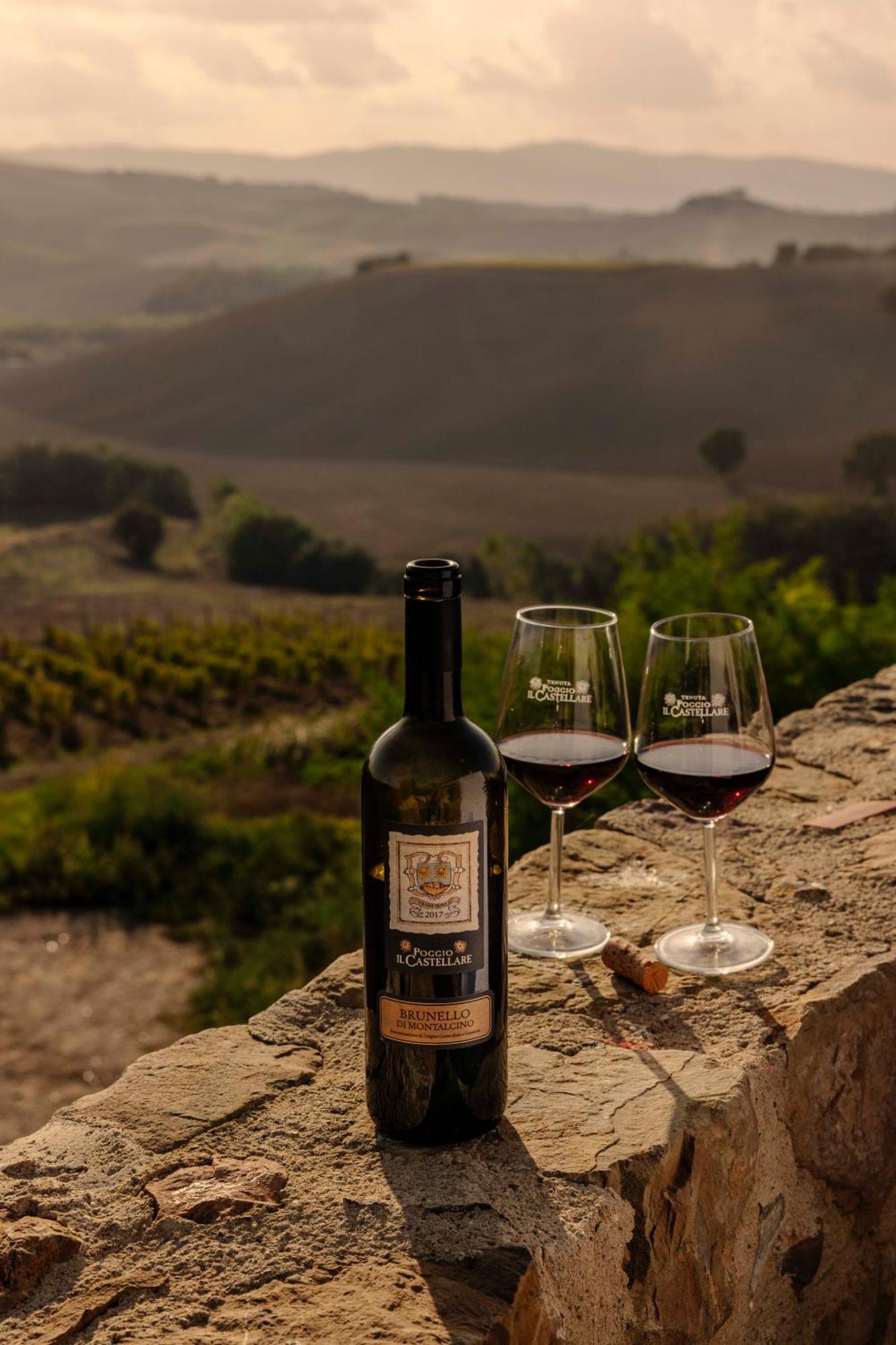 Agriturismo Poggio Il Castellare Montalcino Bagian luar foto