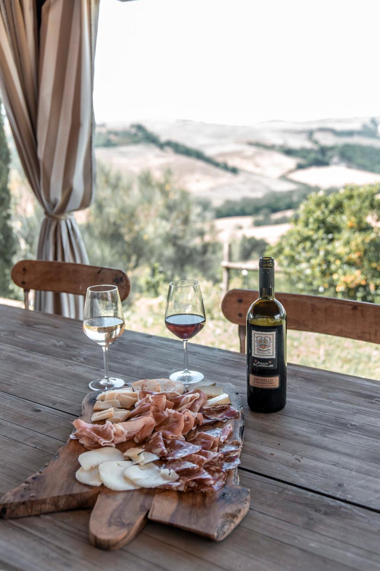 Agriturismo Poggio Il Castellare Montalcino Bagian luar foto